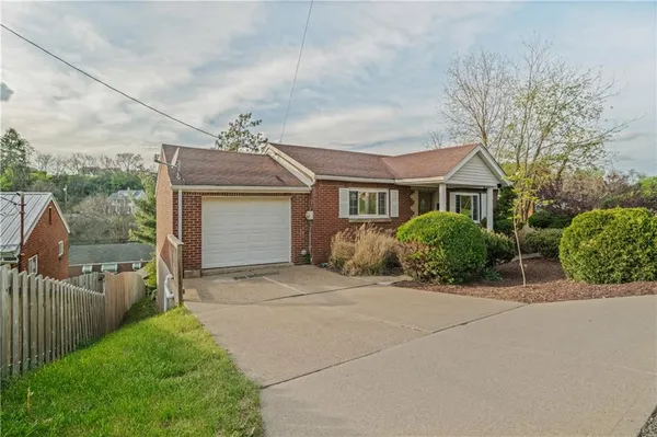 $225,000 | 1305 Main Street, Bridgeville, PA 15017