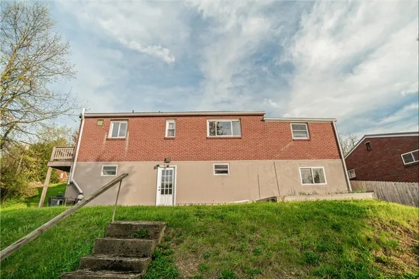 $225,000 | 1305 Main Street, Bridgeville, PA 15017
