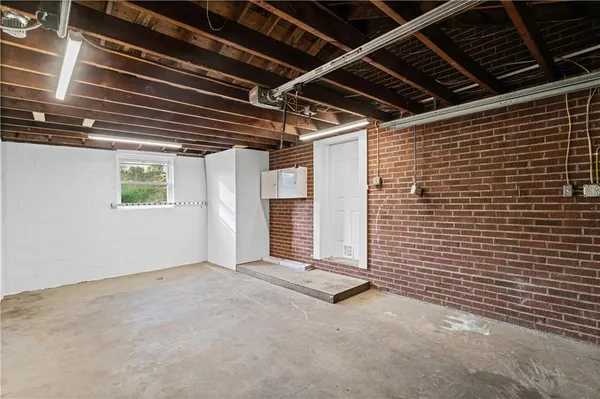 $225,000 | 1305 Main Street, Bridgeville, PA 15017