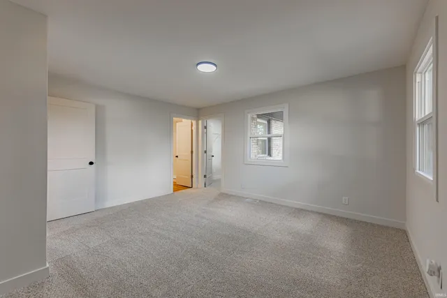 $309,900 | 317 Kennedy Drive, Mount Vernon, IN 47620