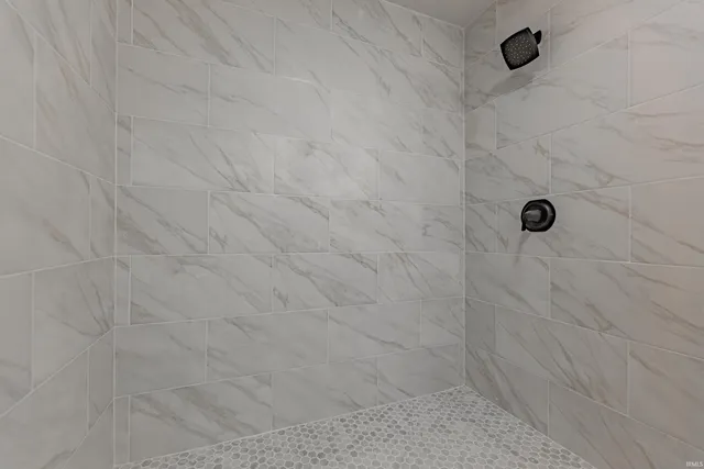 $309,900 | 317 Kennedy Drive, Mount Vernon, IN 47620