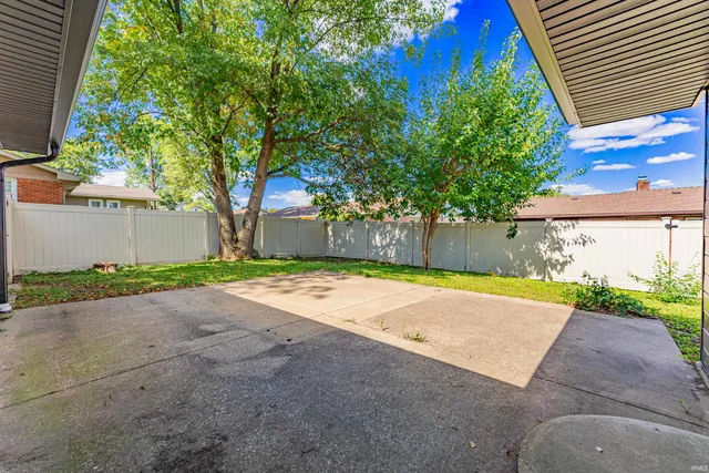 $309,900 | 317 Kennedy Drive, Mount Vernon, IN 47620