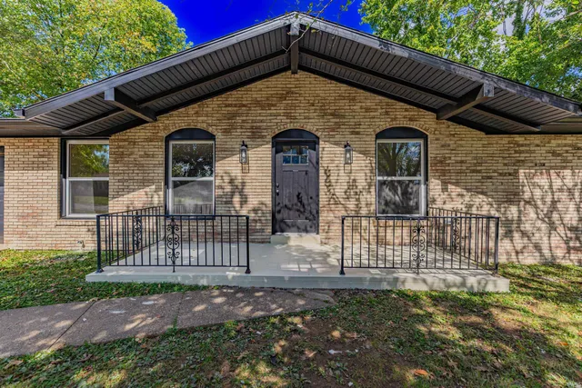 $309,900 | 317 Kennedy Drive, Mount Vernon, IN 47620