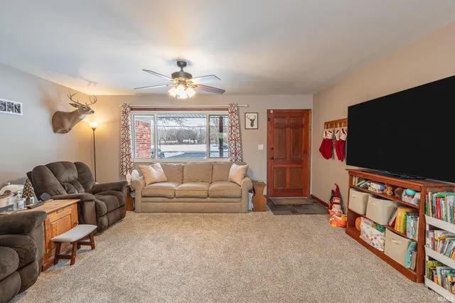 $239,000 | 2792 South River Road, Wabash, IN 46992