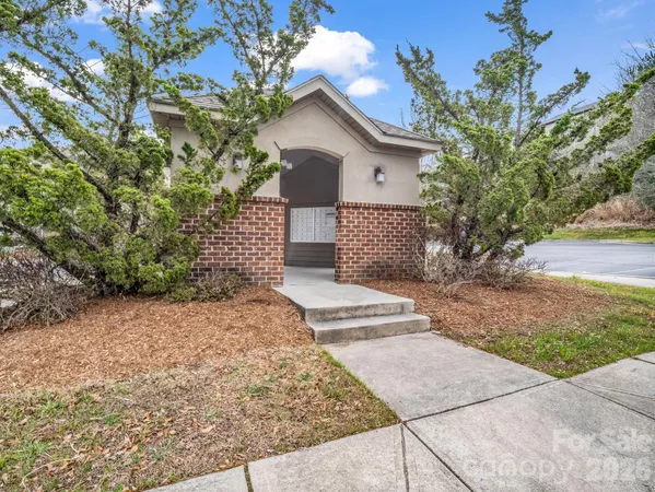 $230,000 | 291 Brickton Village Circle, Unit 304, Fletcher, NC 28732