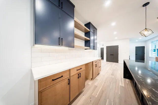 $1,425,000 | 2 Spring Meadow Drive, Southborough, MA 01772