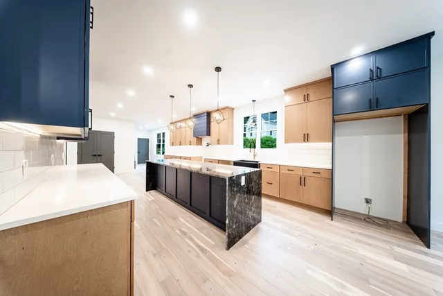 $1,425,000 | 2 Spring Meadow Drive, Southborough, MA 01772