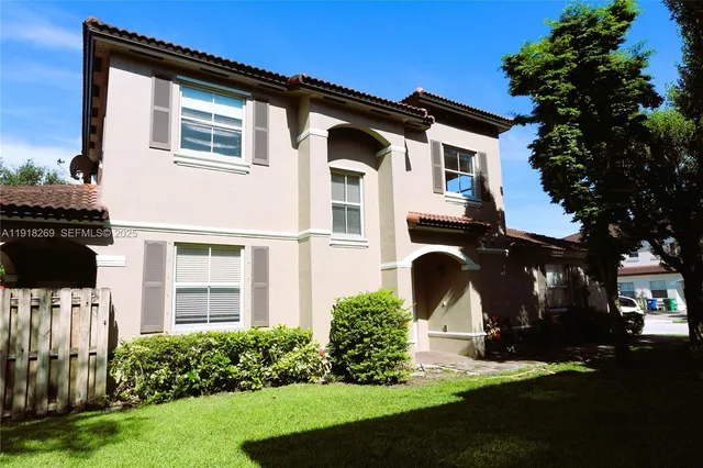 $499,000 | 15276 Southwest 88th Terrace, Miami, FL 33196