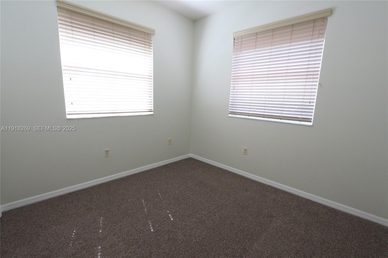 15276 Southwest 88th Terrace Miami, FL 33196 - Photo 29 of 32