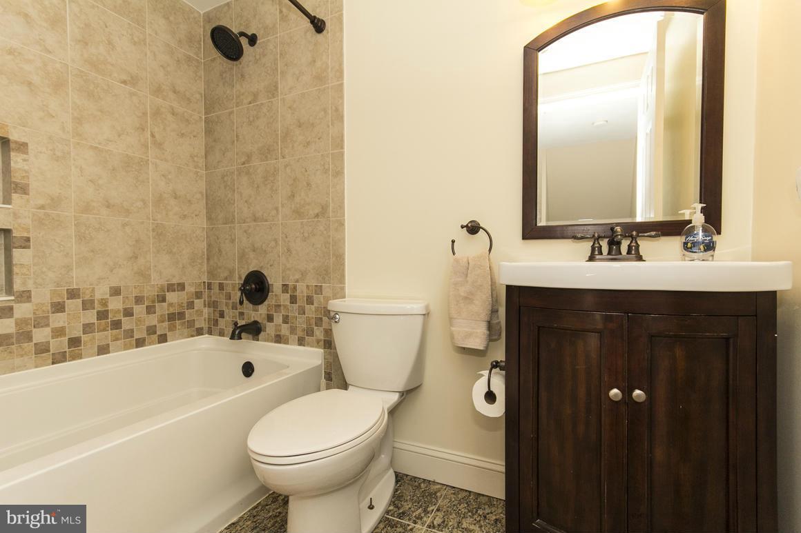 10882 Sandringham Road Cockeysville, MD 21030 - Photo 20 of 30 Bath