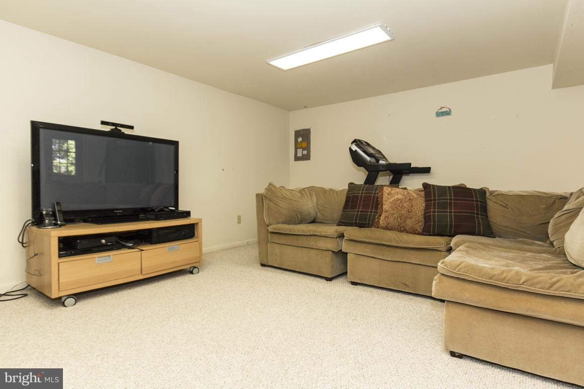 10882 Sandringham Road Cockeysville, MD 21030 - Photo 26 of 30 Basement