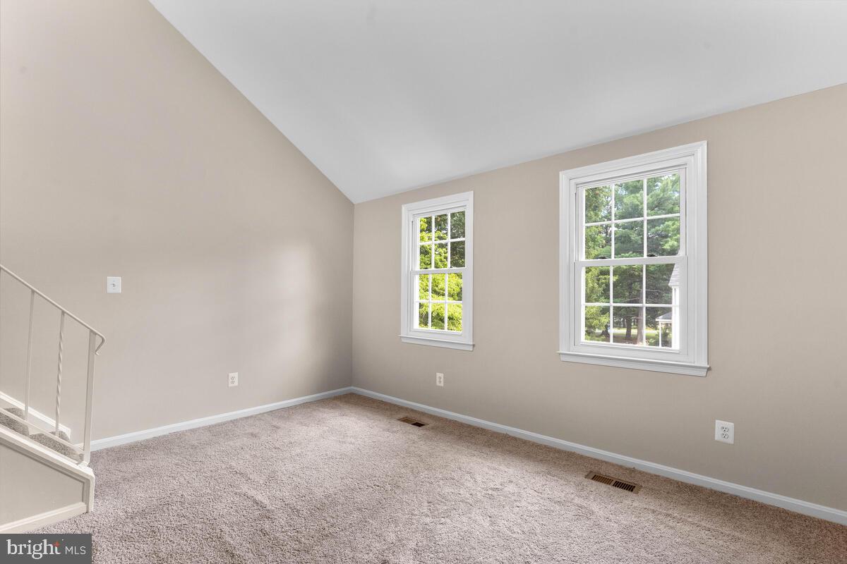9516 Dunbrook Court Gaithersburg, MD 20886 - Photo 15 of 29