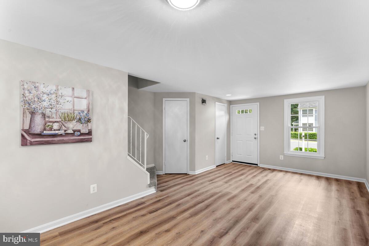 9516 Dunbrook Court Gaithersburg, MD 20886 - Photo 5 of 29