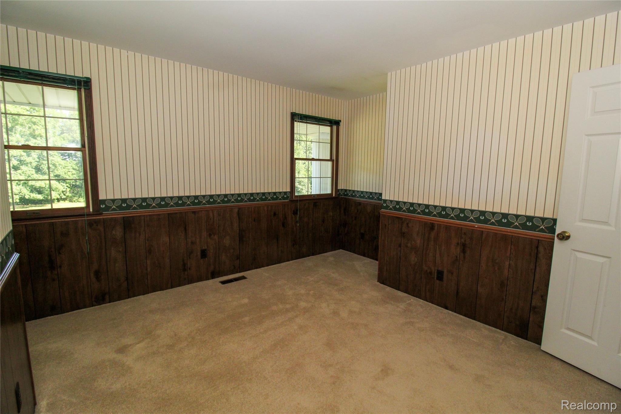 9032 East Bristol Road Davison, MI 48423 - Photo 26 of 62 In-Law Bedroom (2).jpg