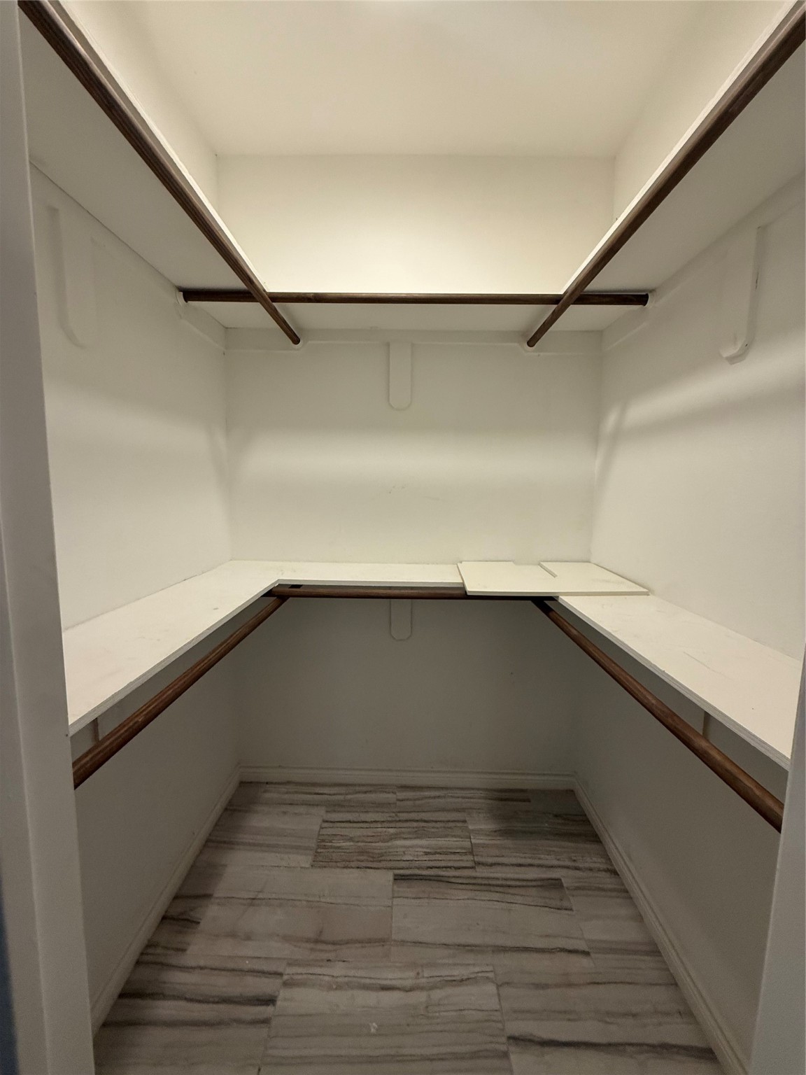 4707 Mallow Street, Unit B Houston, TX 77033 - Photo 3 of 16 a view of entryway