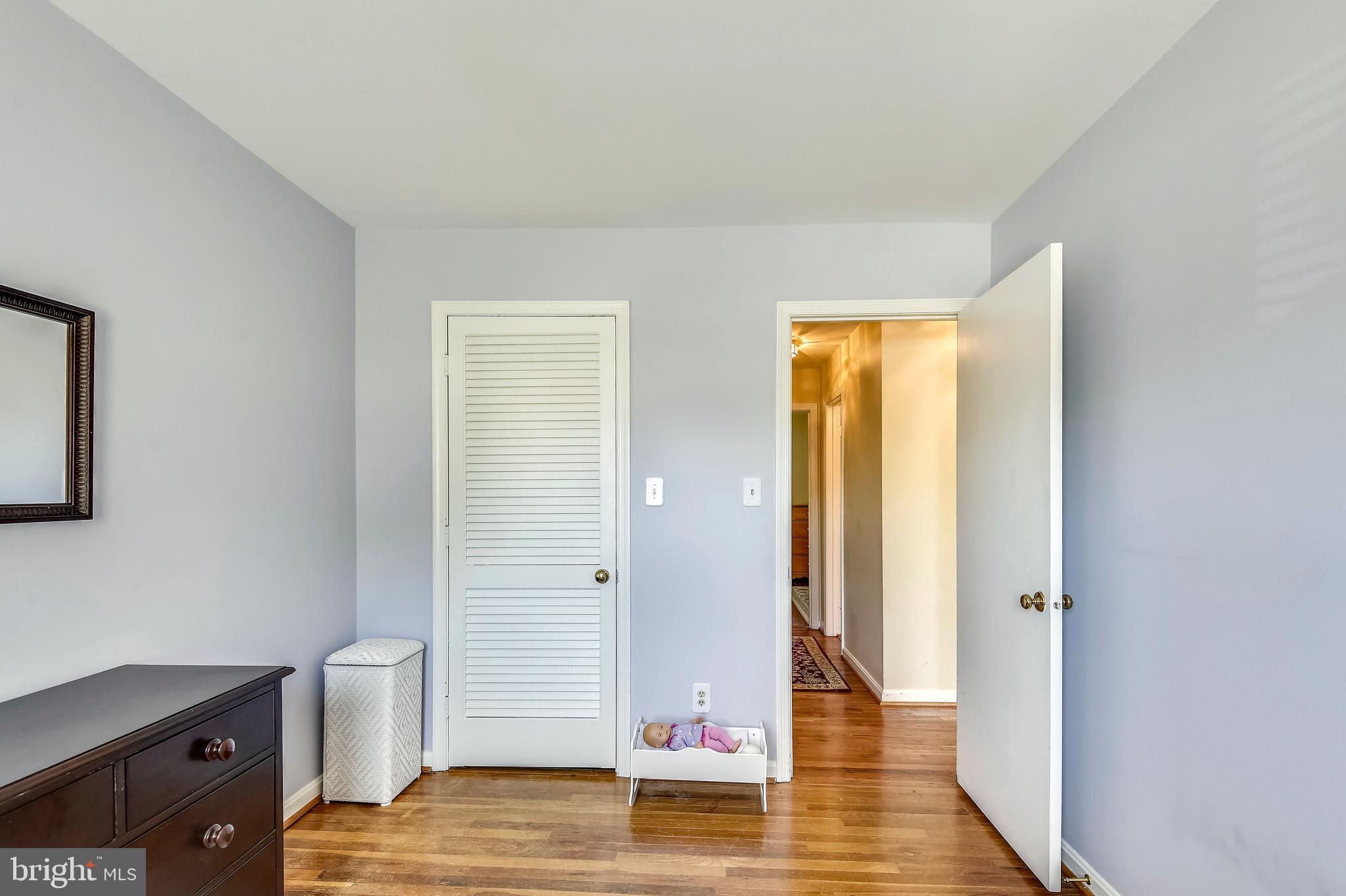 6030 Queenston Street Springfield, VA 22152 - Photo 23 of 49 Light Airy Flow