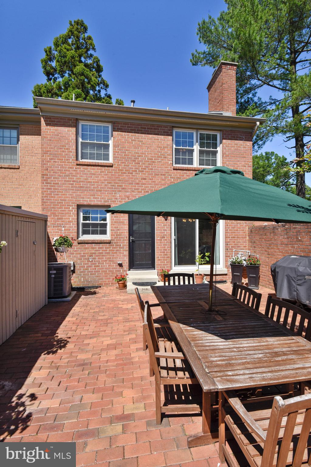 6030 Queenston Street Springfield, VA 22152 - Photo 38 of 49 Patio