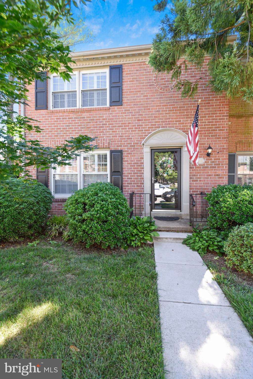 6030 Queenston Street Springfield, VA 22152 - Photo 47 of 49 6030 Queenston!