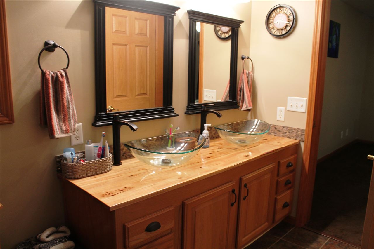 2677 West Humphrey Road Ithaca, MI 48847 - Photo 27 of 49 1842899-26.JPG