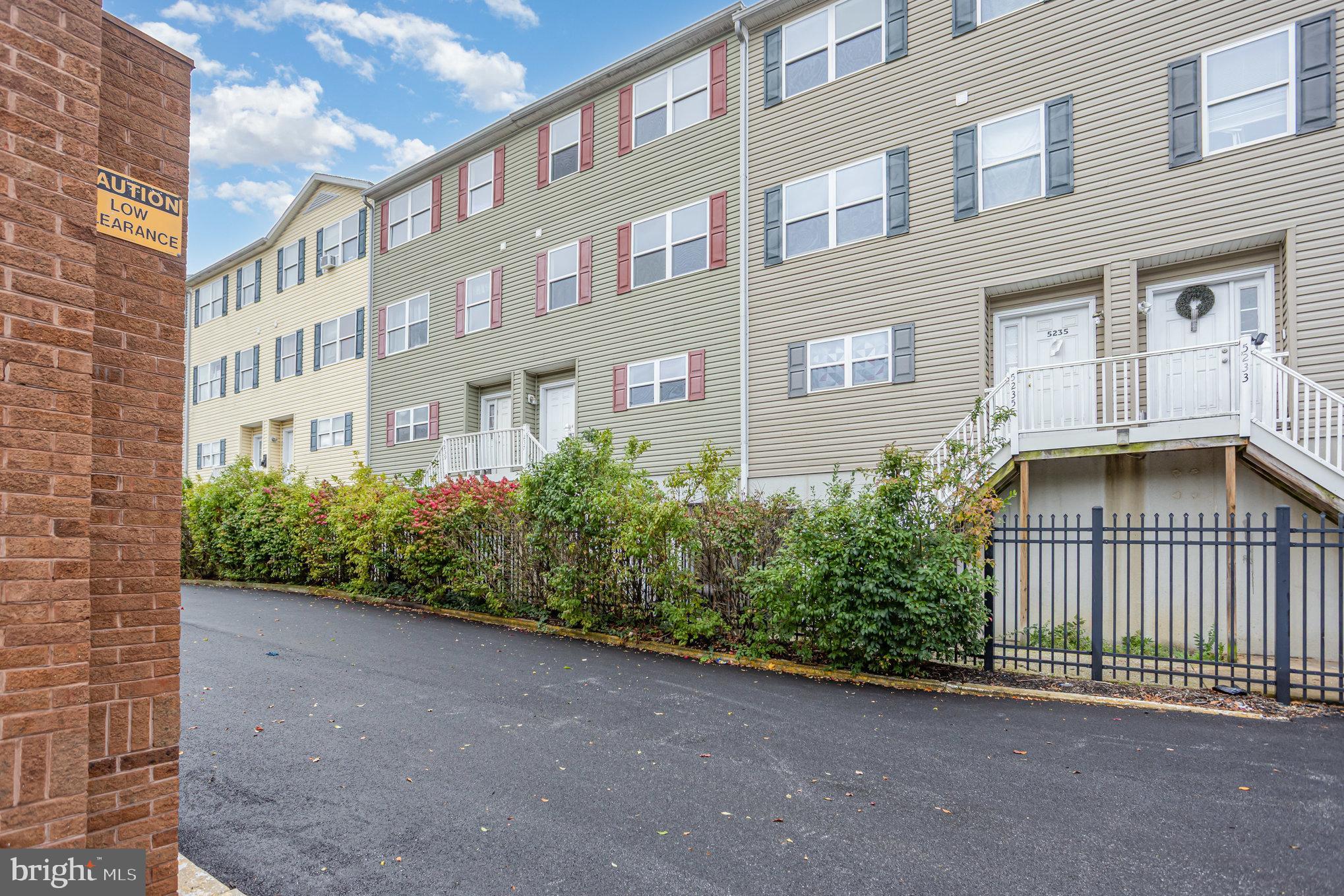 5235 Crowson Avenue, Unit 6 Baltimore, MD 21212 - Photo 14 of 40