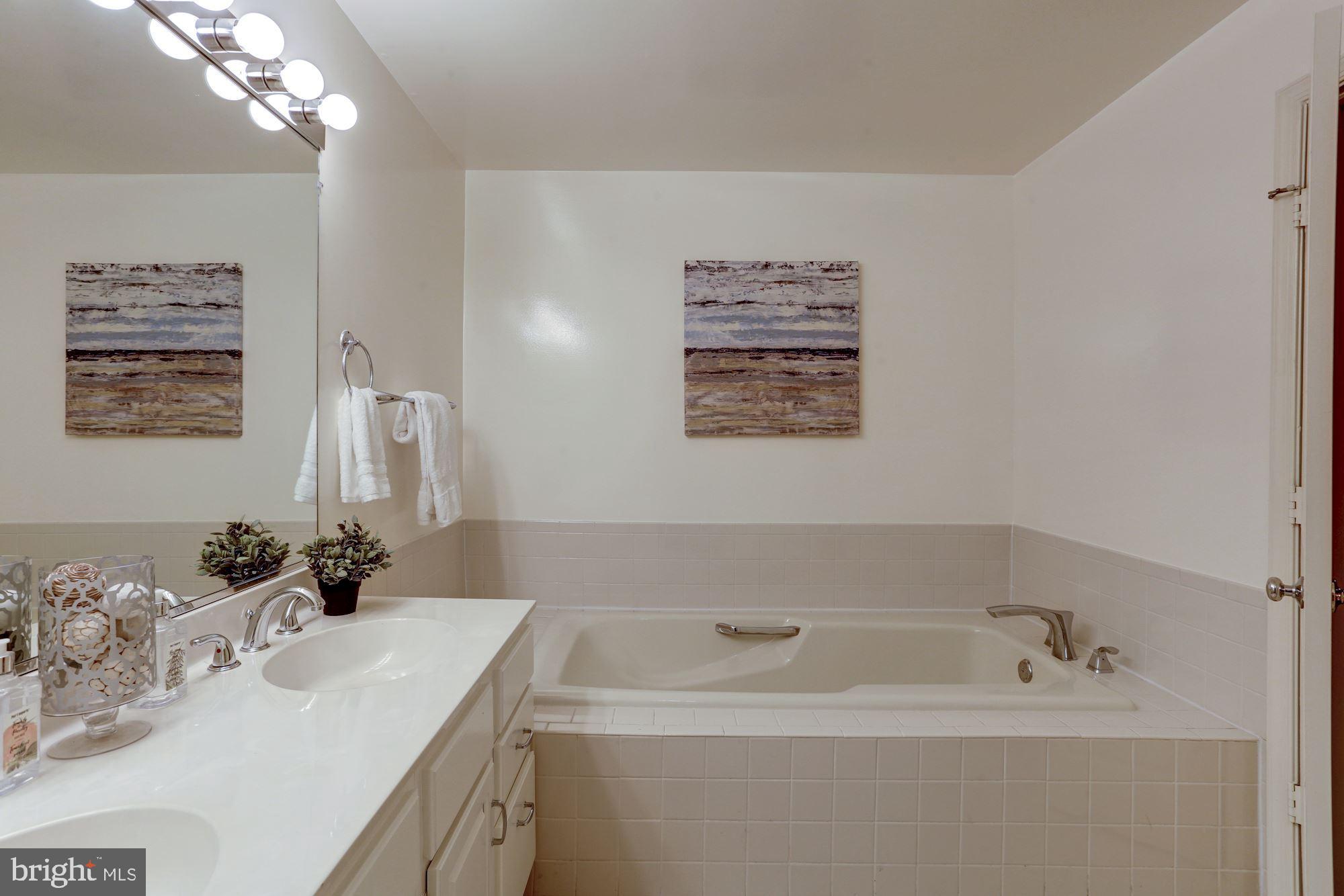 3745 Winfield Lane Northwest Washington, DC 20007 - Photo 14 of 32