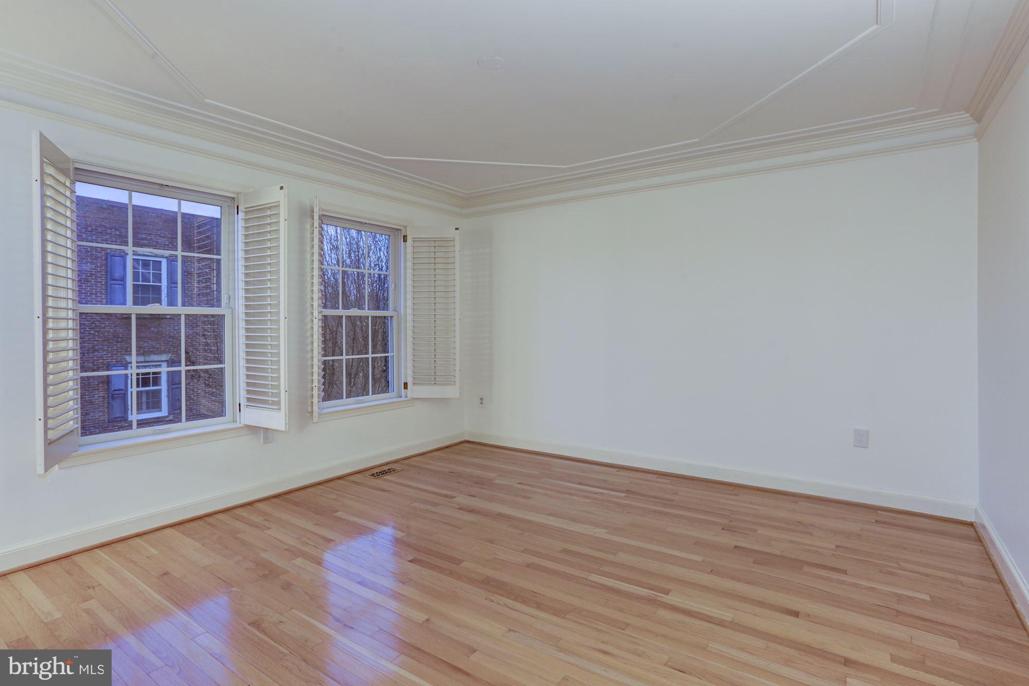 3745 Winfield Lane Northwest Washington, DC 20007 - Photo 19 of 32