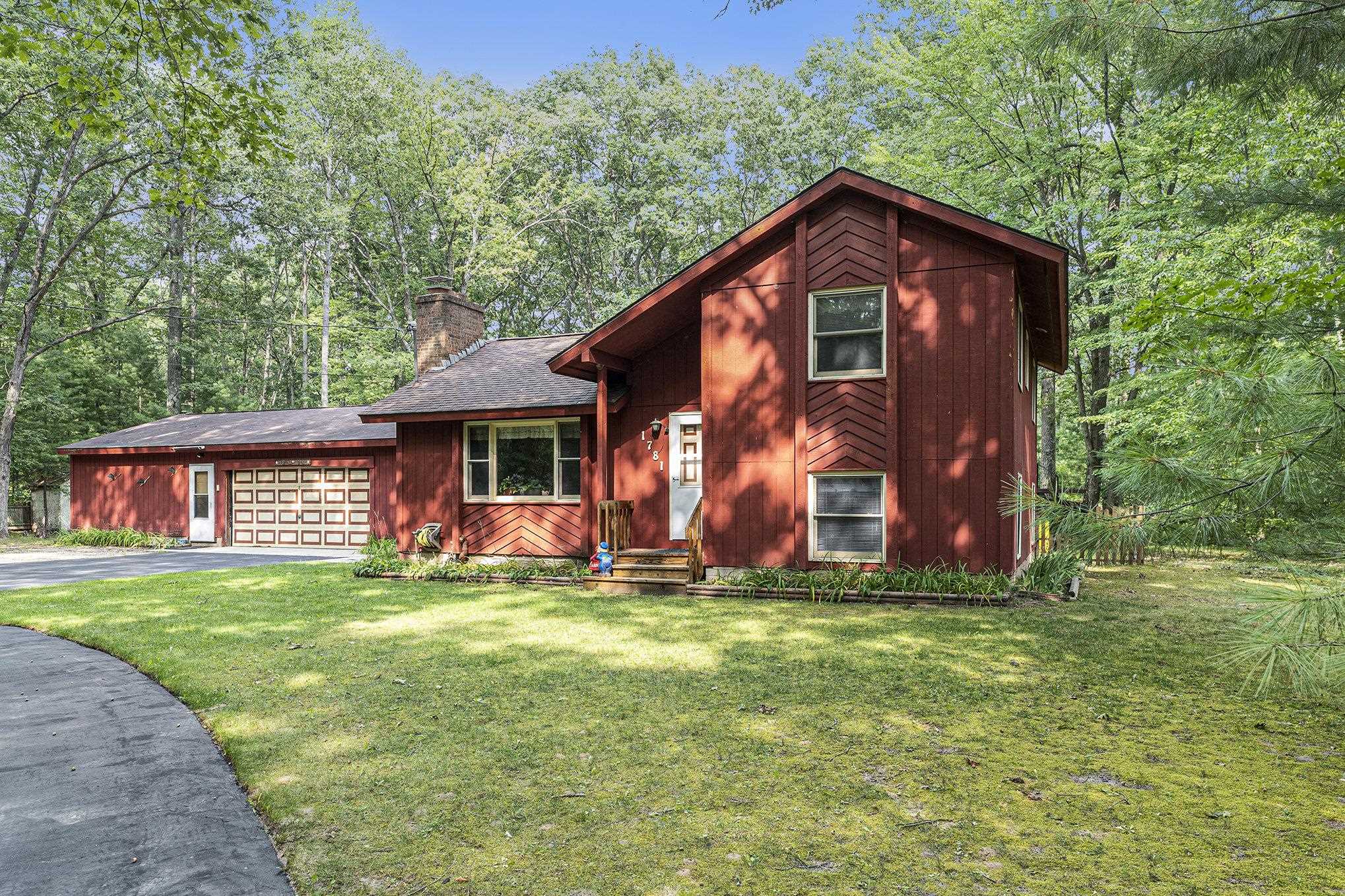 1781 Rogers Road Grawn, MI 49637 - Photo 23 of 29