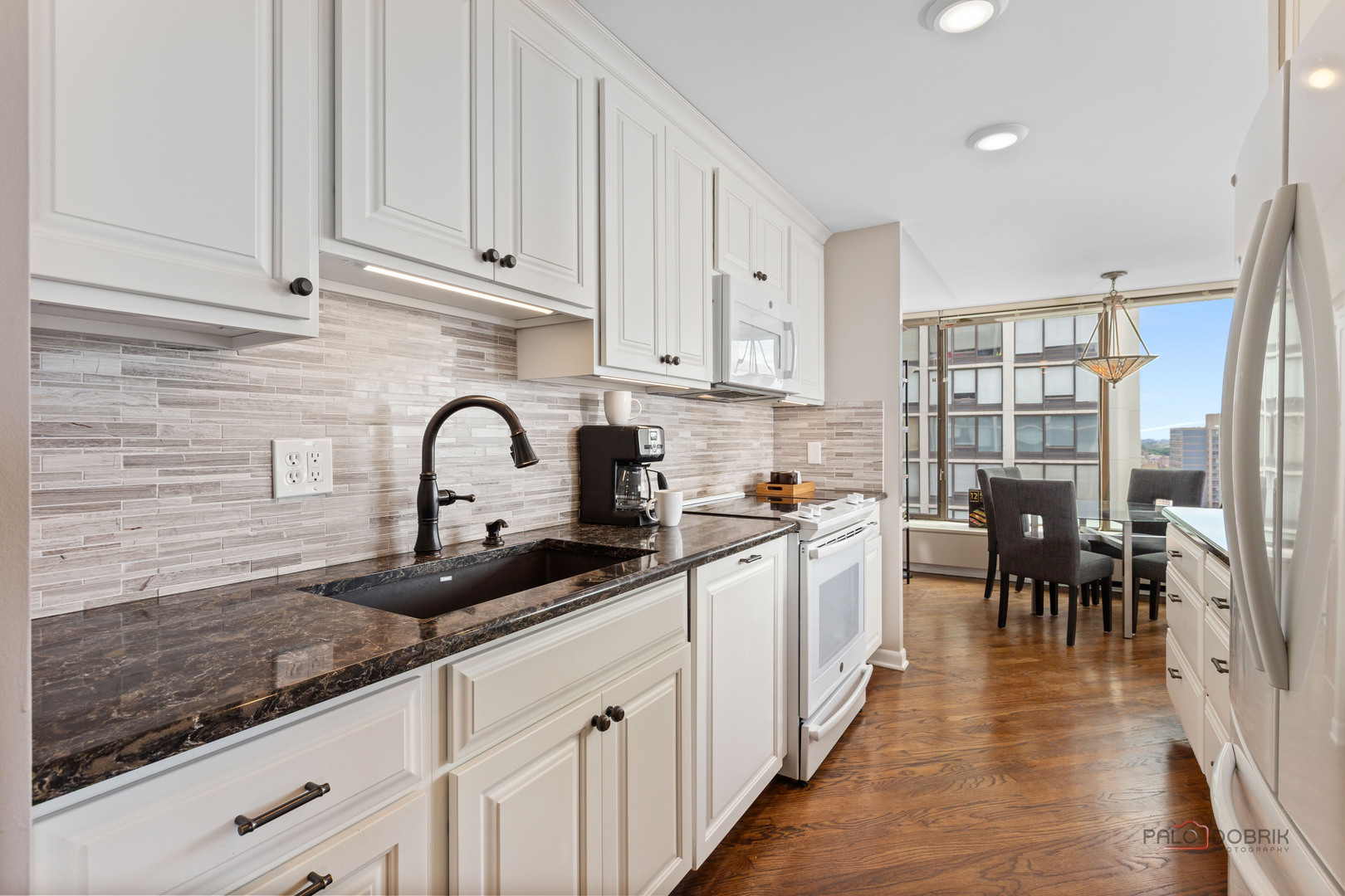 5455 North Sheridan Road, Unit 2612 Chicago, IL 60640 - Photo 18 of 24
