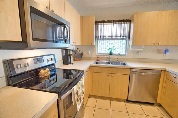 $259,900 | 405 Ravenna Street South, Nokomis, FL 34275