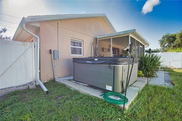 $259,900 | 405 Ravenna Street South, Nokomis, FL 34275