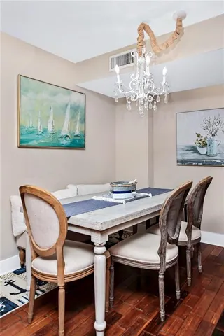 $8,000 | 1212 Benjamin Franklin Drive, Unit 303, Sarasota, FL 34236