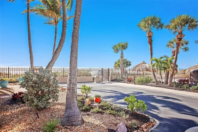 $8,000 | 1212 Benjamin Franklin Drive, Unit 303, Sarasota, FL 34236