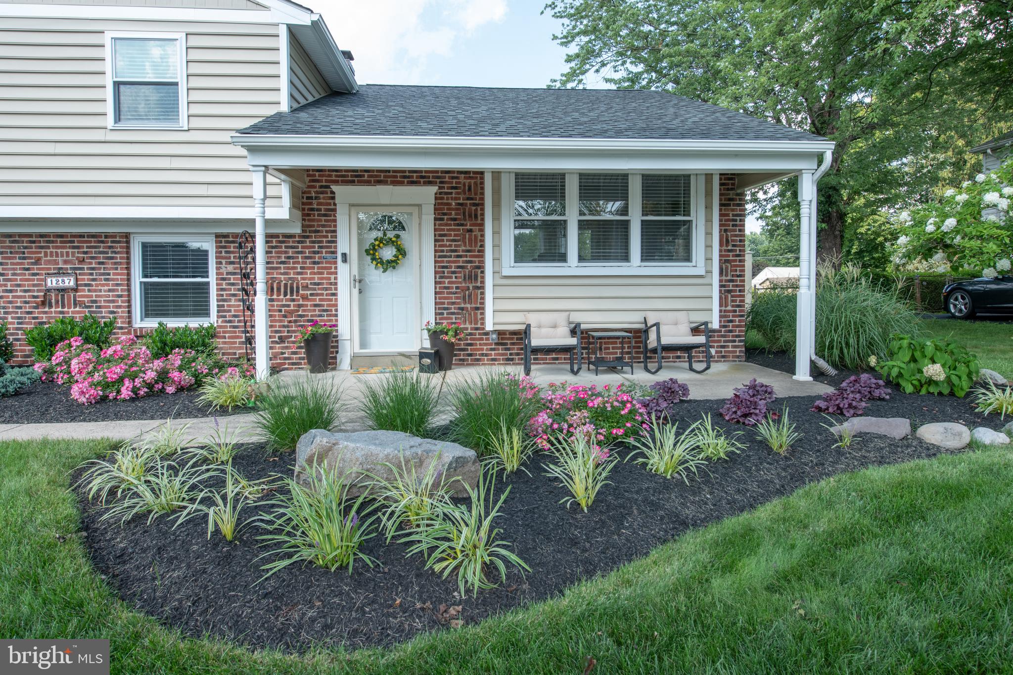 1287 Irma Road Warminster, PA 18974 - Photo 4 of 66