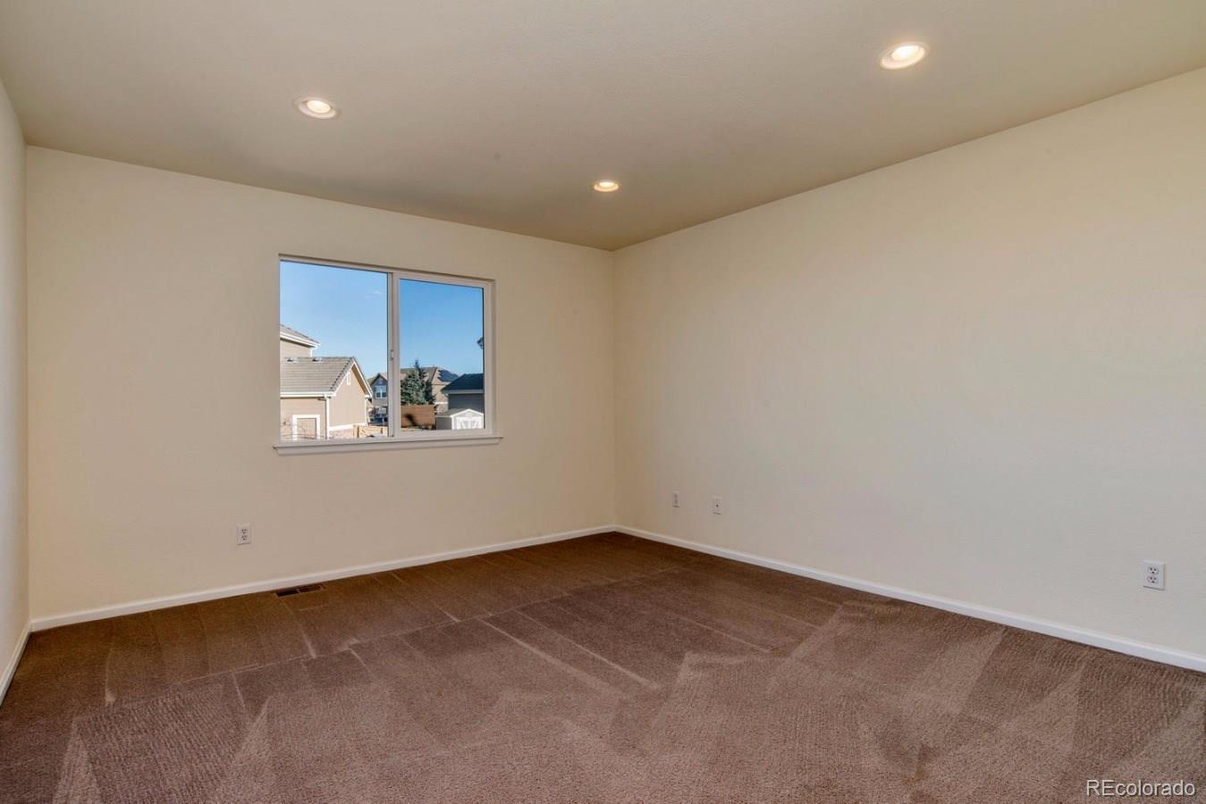 10936 Ashurst Lane Highlands Ranch, CO 80130 - Photo 9 of 24 Gallery Image 9