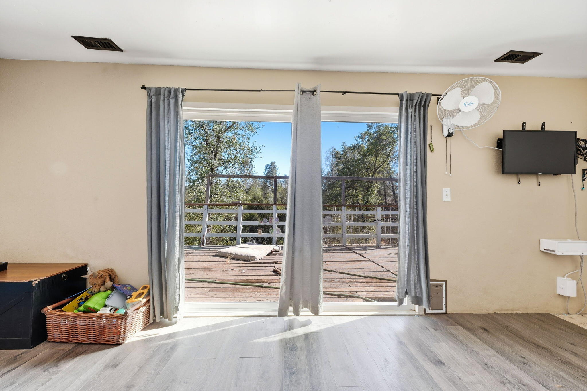 5020 Smokey Road Anderson, CA 96007 - Photo 8 of 40 8-web-or-mls-IMG-08