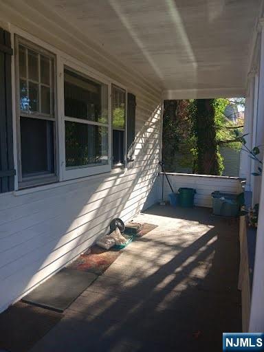 909 Maple Avenue Glen Rock, NJ 07452 - Photo 3 of 8 a view of the porch