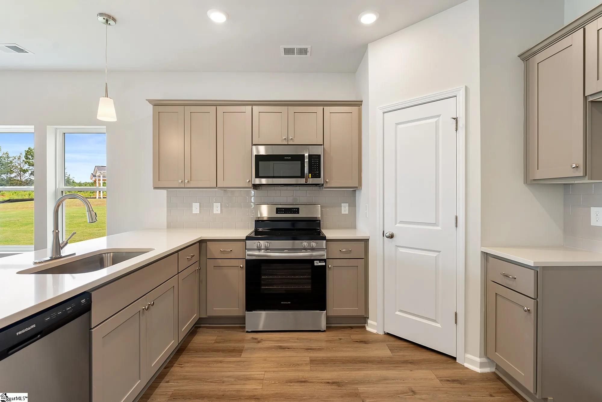 116 Cotesworth Street Pendleton, SC 29670 - Photo 5 of 22