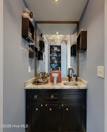 $575,000 | 3404 Wyneston Road, Greenville, NC 27858