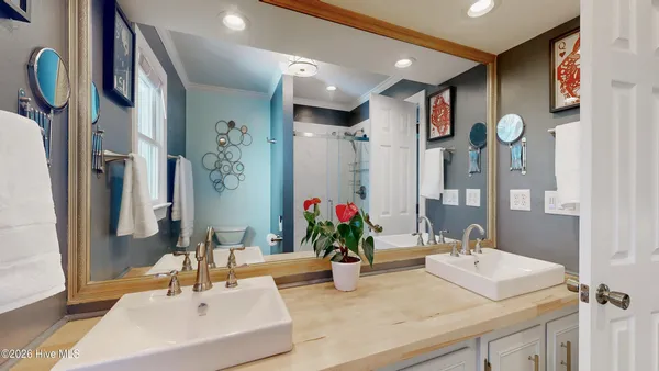 $575,000 | 3404 Wyneston Road, Greenville, NC 27858