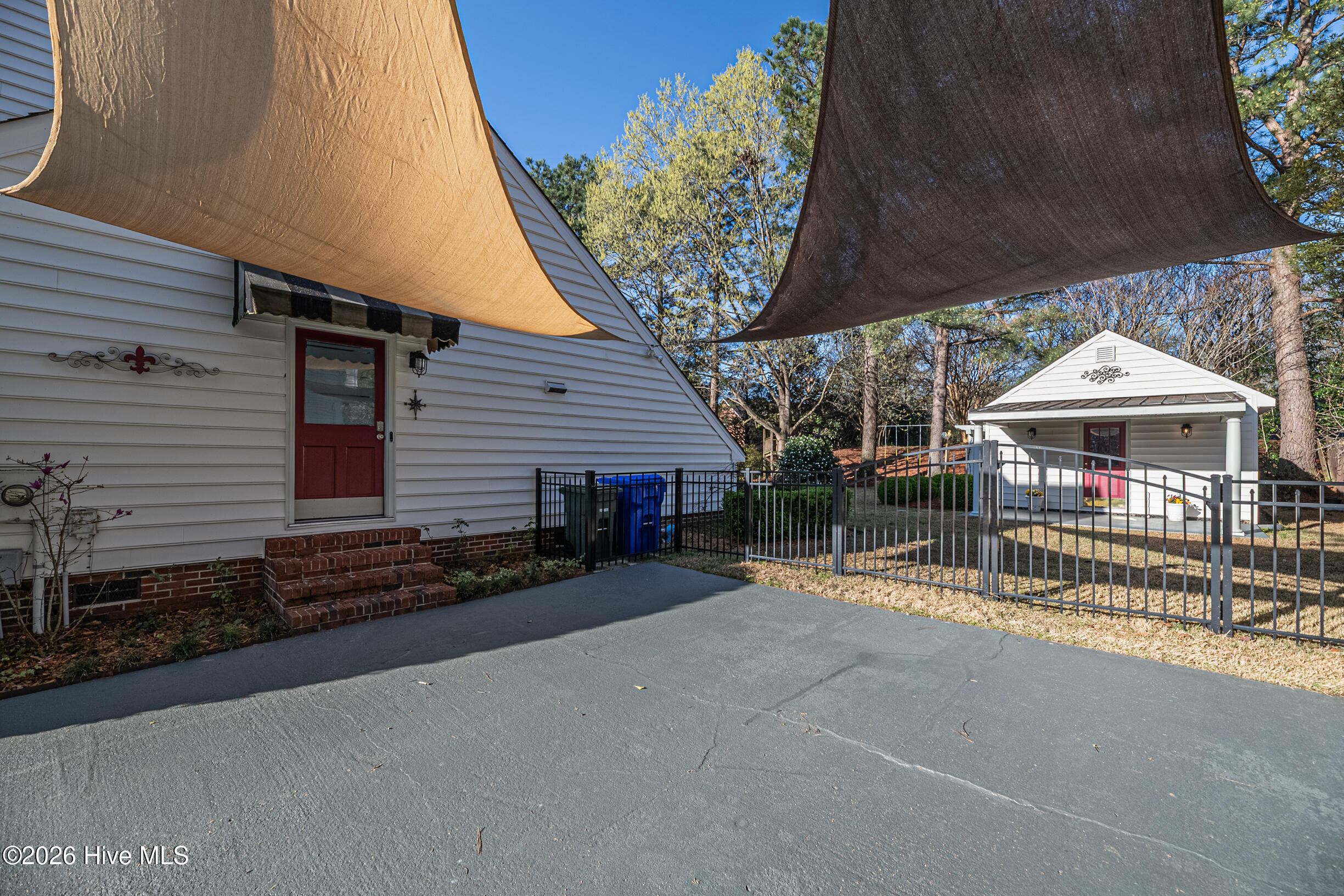 3404 Wyneston Road Greenville, NC 27858 - Photo 10 of 70 9