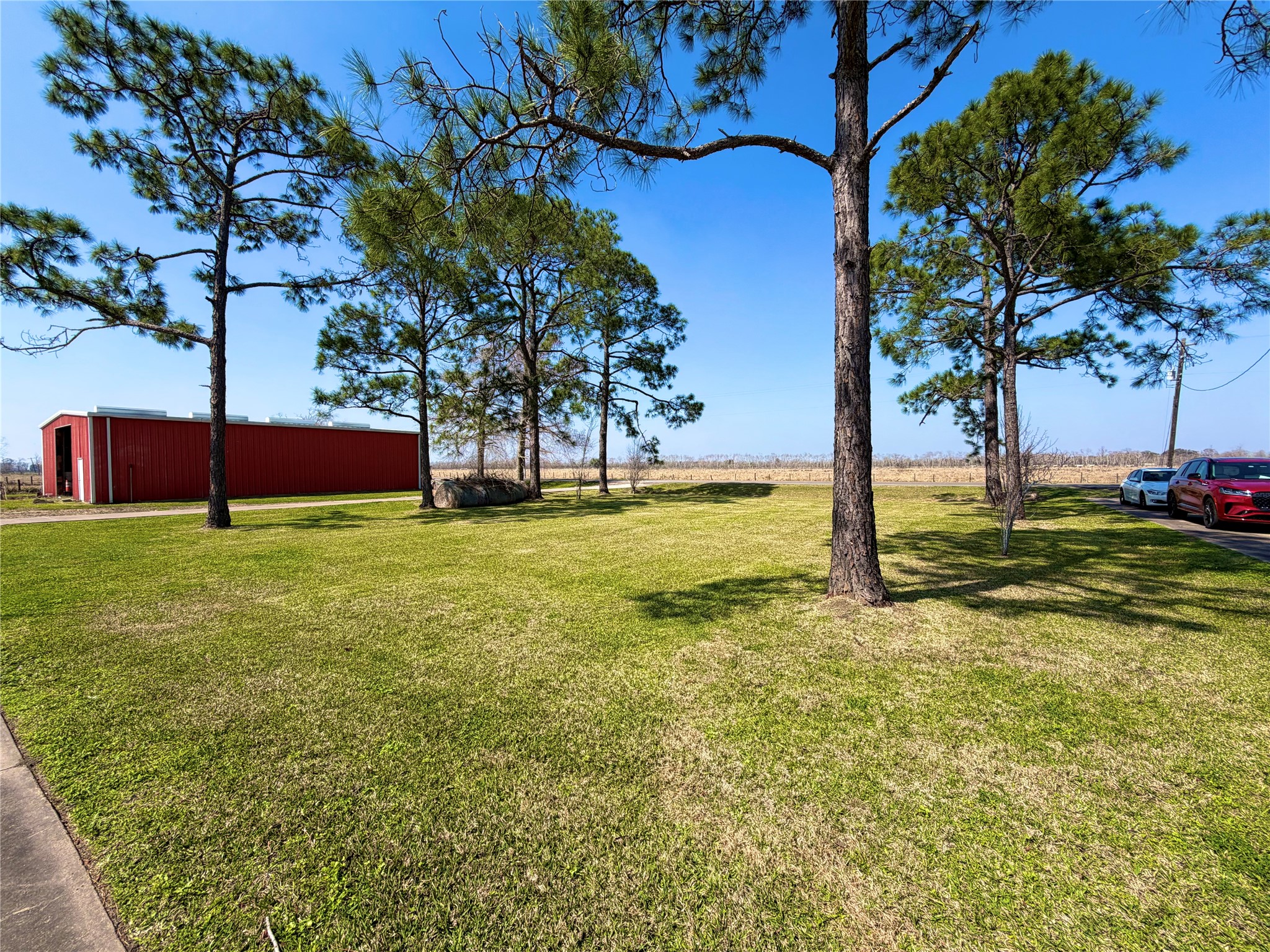 15903 County Road 621 Angleton, TX 77515 - Photo 29 of 33 a view of pool and yard