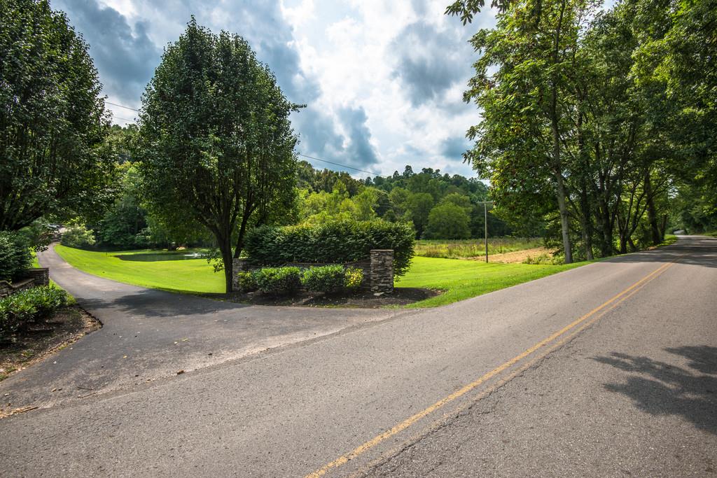 690 Flat Ridge Road Goodlettsville, TN 37072 - Photo 2 of 30 Gallery Image 2