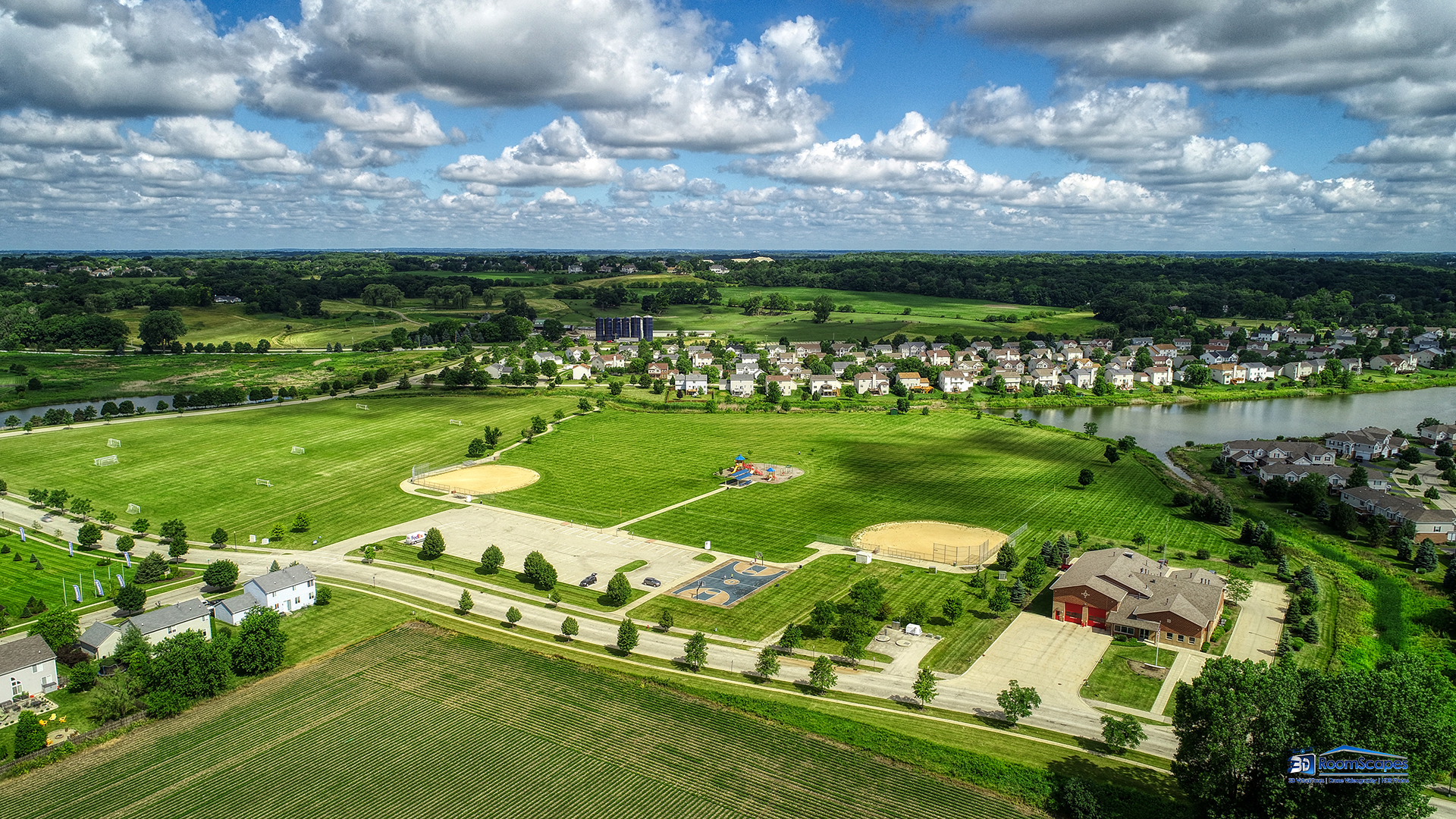 1218 Draper Road McHenry, IL 60050 - Photo 28 of 30 a view of a golf course with a lake