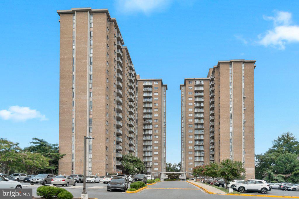 1836 Metzerott Road, Unit 1401 Hyattsville, MD 20783 - Photo 26 of 26
