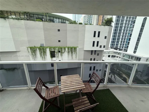 $2,535 | 601 Northeast 23rd Street, Unit 901, Miami, FL 33137