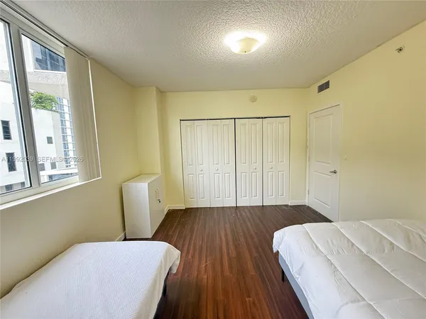 $2,535 | 601 Northeast 23rd Street, Unit 901, Miami, FL 33137