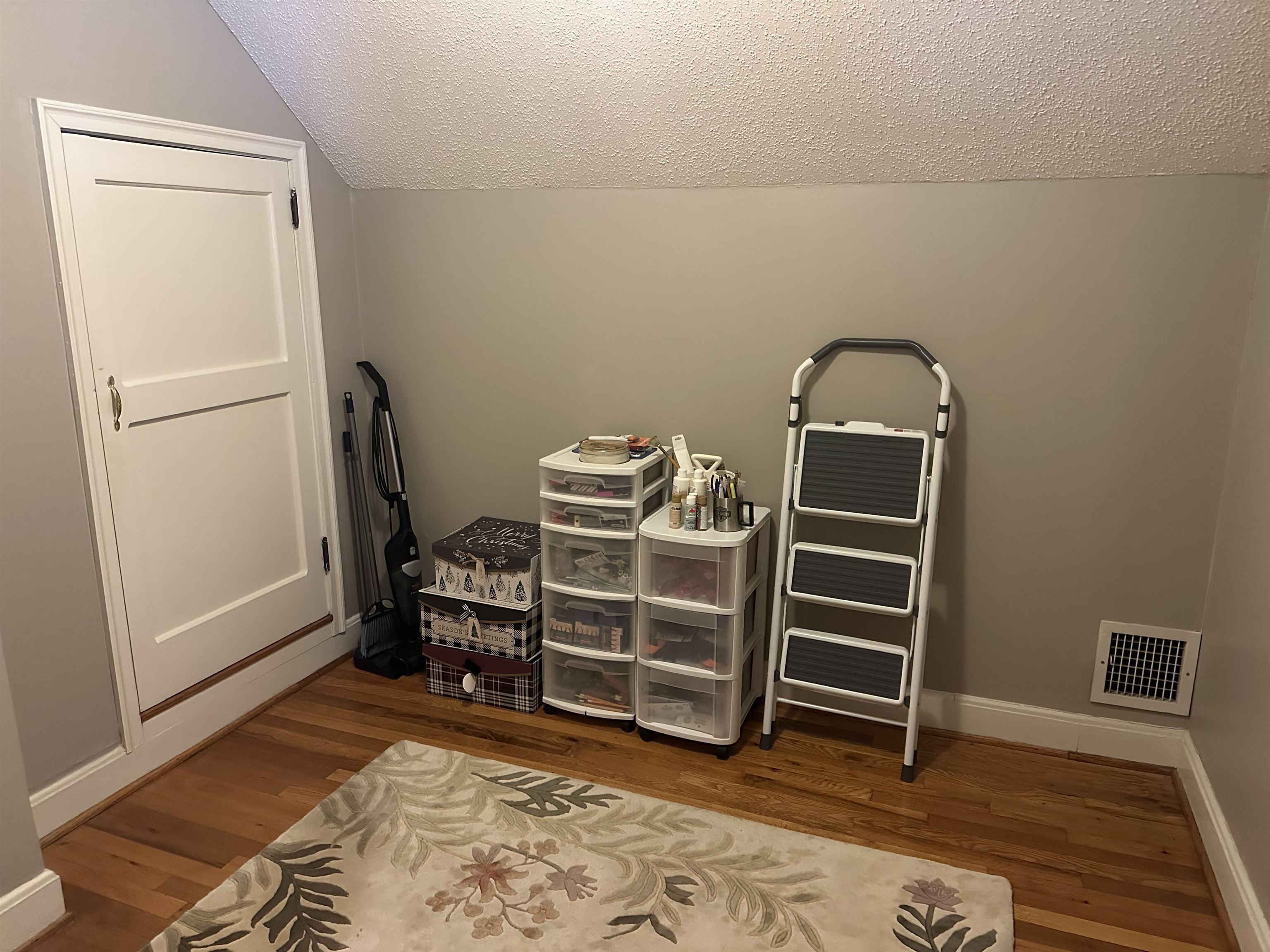 606 South Limestone Street Gaffney, SC 29340 - Photo 29 of 38