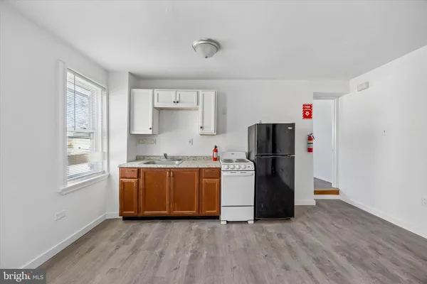 $1,050 | 523 Concord Avenue, Unit 2R, Chester, PA 19013