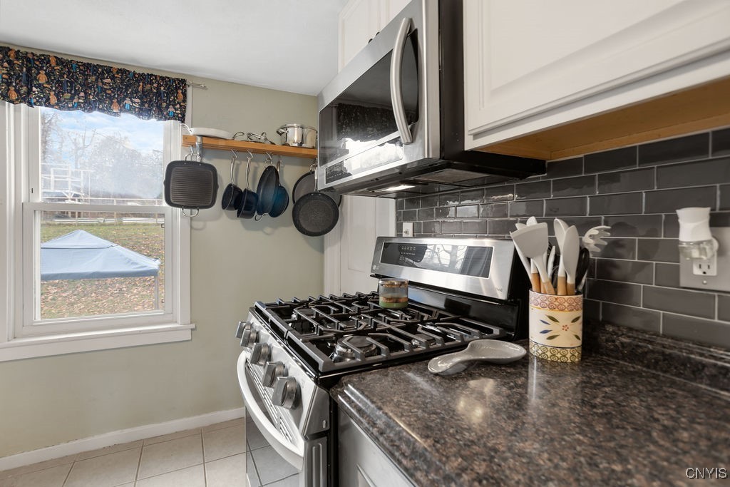 5591 Thompson Road DeWitt, NY 13214 - Photo 12 of 34