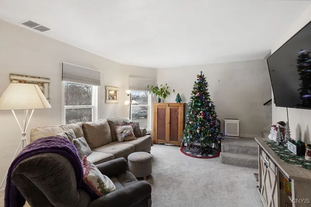 $217,500 | 5591 Thompson Road, DeWitt, NY 13214